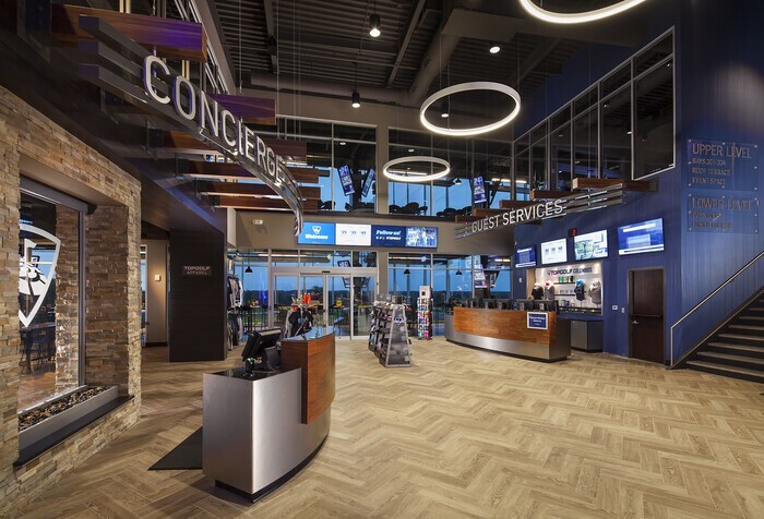 Top Golf - Inside 